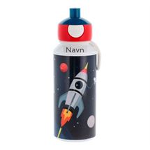 Mepal pop-up drikkedunk MED NAVN - Space